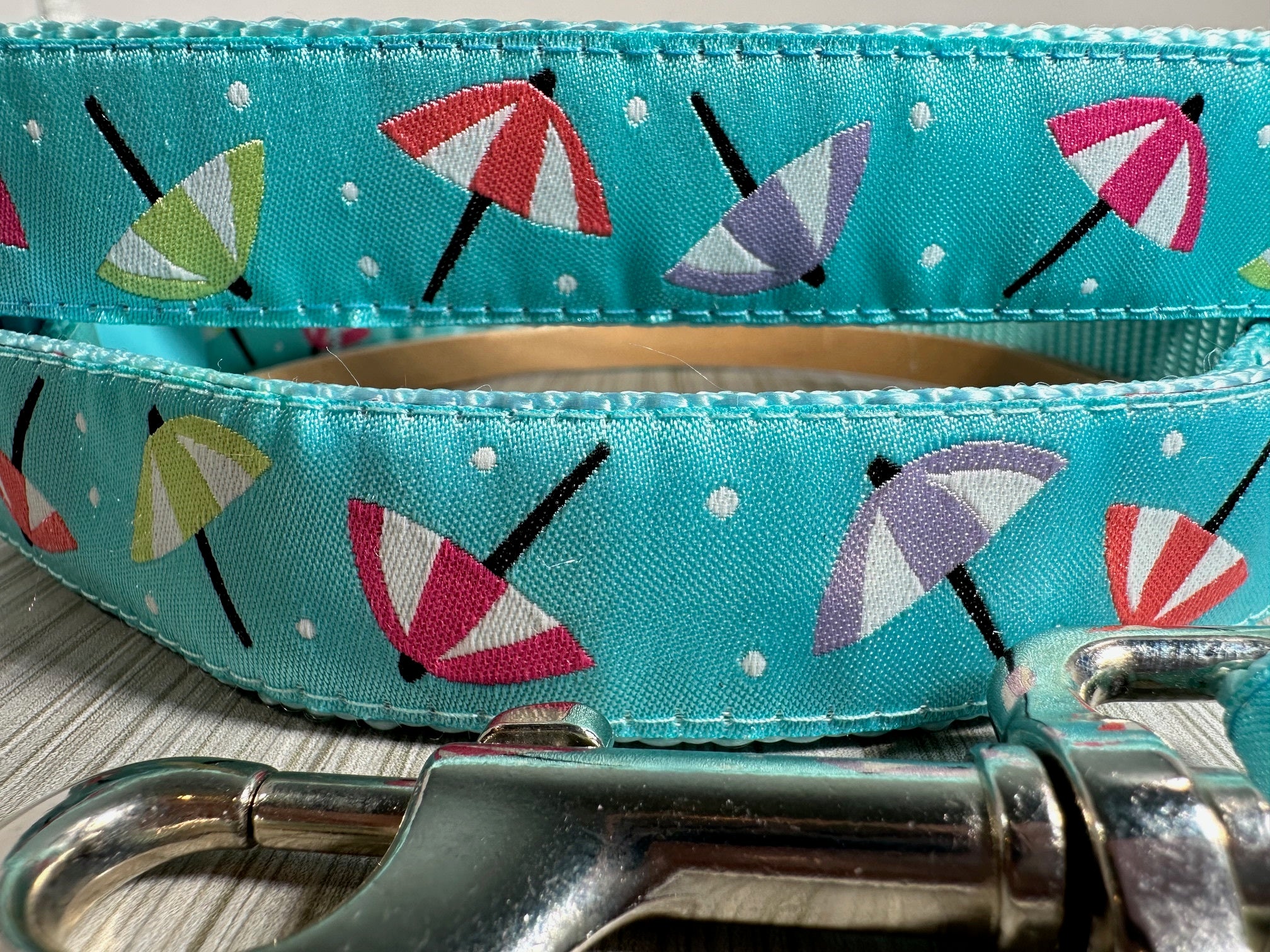 Beach Umbrellas Adjustable Dog Collar – Oxford's Sew and Sew