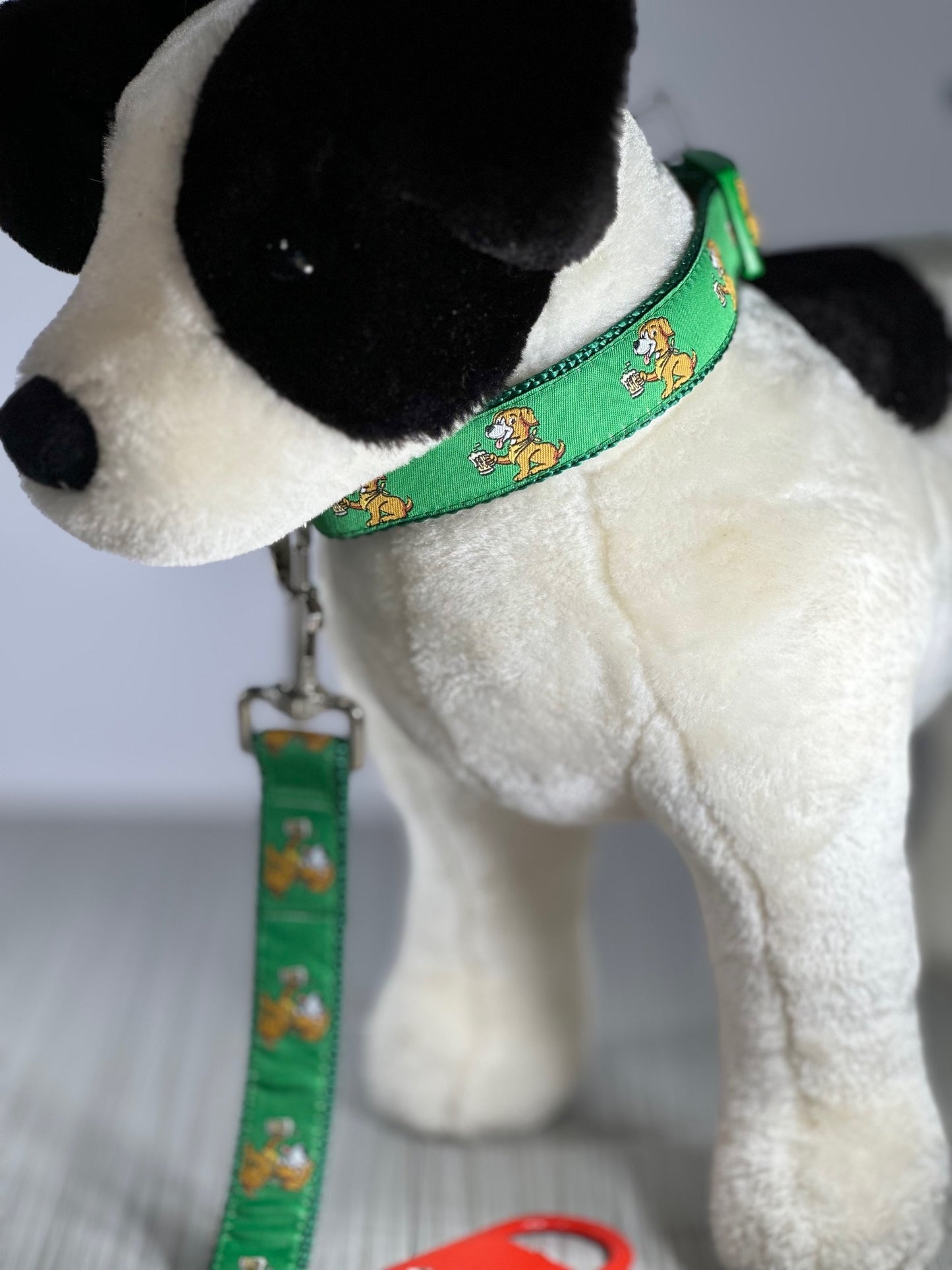 Beer Waggin' Dog Beer Adjustable Dog Collar